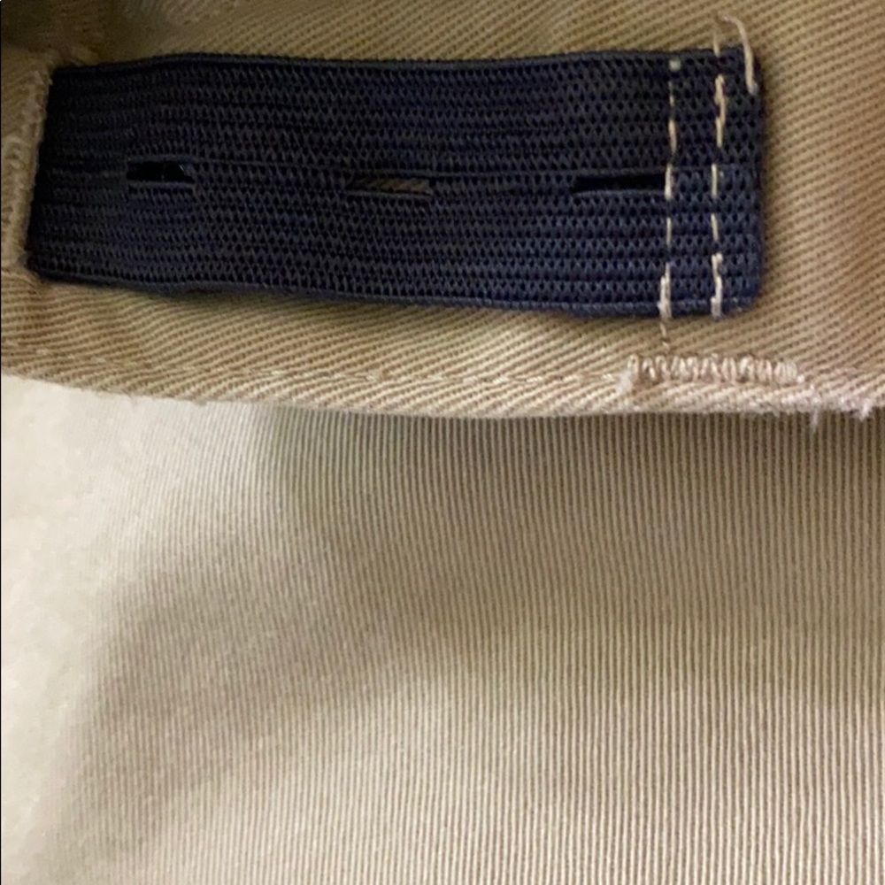 Boy’s Lands’ End Khaki Shorts - Picture 7 of 7